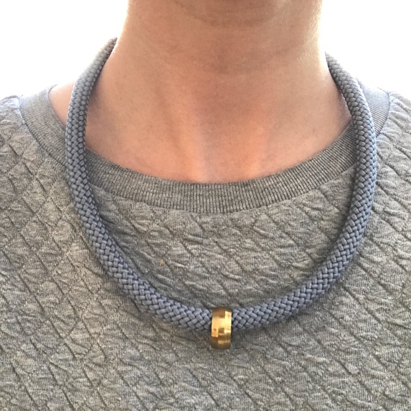 Gray rope necklace - Multiple ways to wear it - Picture 9 of 12